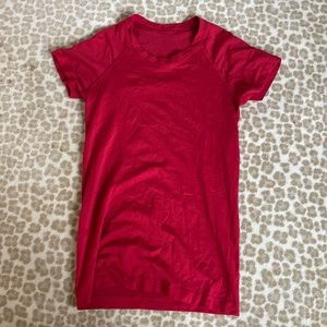 Lulu lemon red swiftly tech